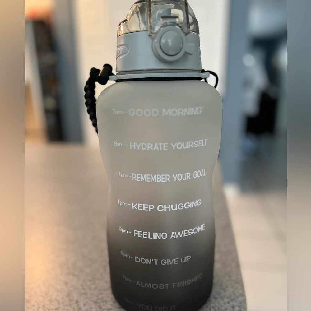 Fidus motivational water bottle 128oz brand new